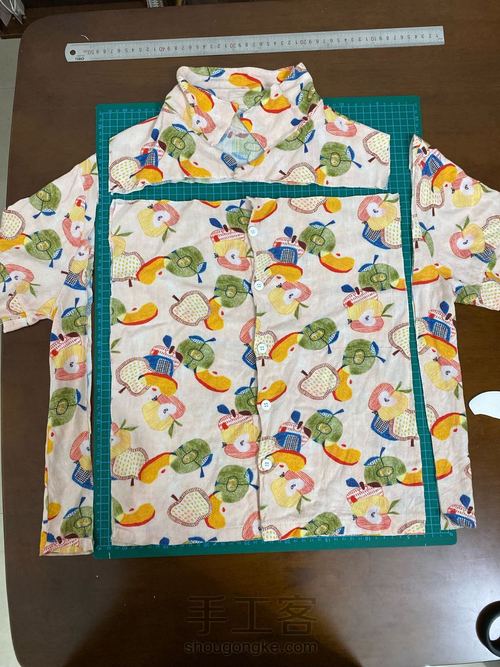 原创，衬衫改婴儿服，简易版 第3步