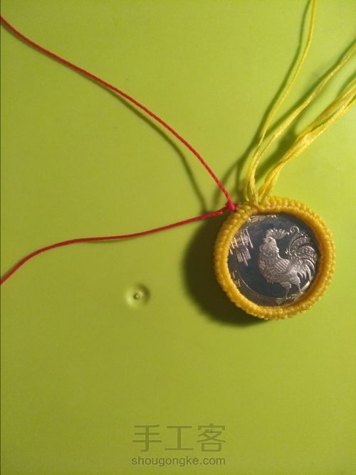 鸡宝宝的手工鸡。 第12步