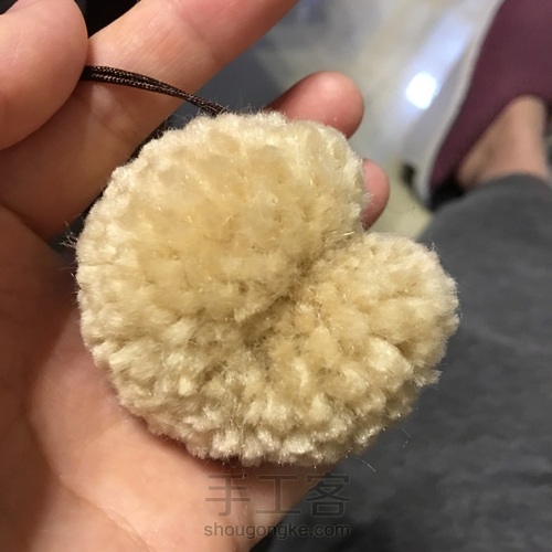羊毛毡毛球奶茶色泰迪 第6步