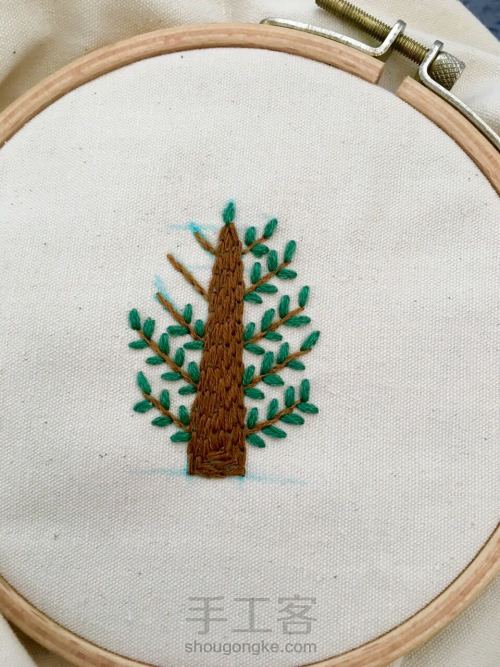 小树刺绣 第3步