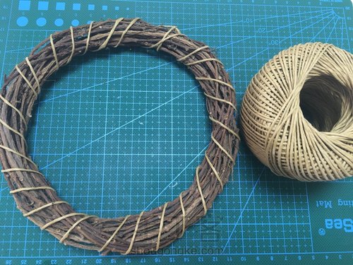 松塔花环之山茶花版 第3步