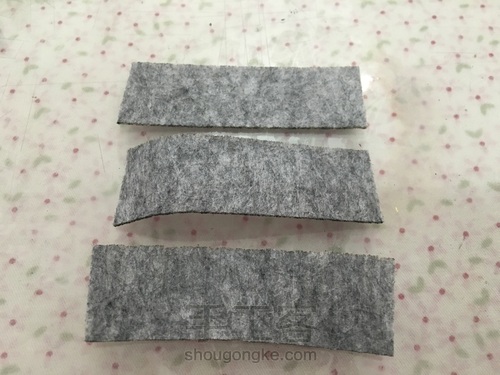 手工书签之不织布边角料 第10步