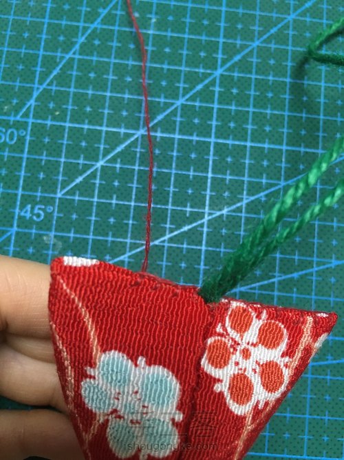 流苏薰衣草香包 第16步