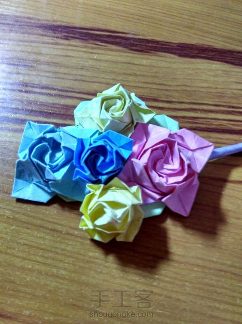 有叶子的玫瑰哦 第1步