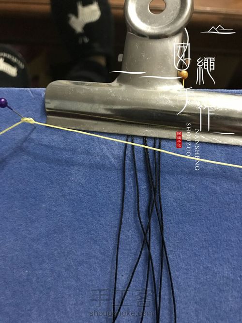 彩色立体手绳 第4步