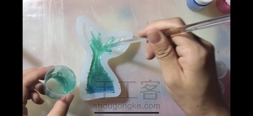 【滴胶】来个不透明深色鱼尾 第5步