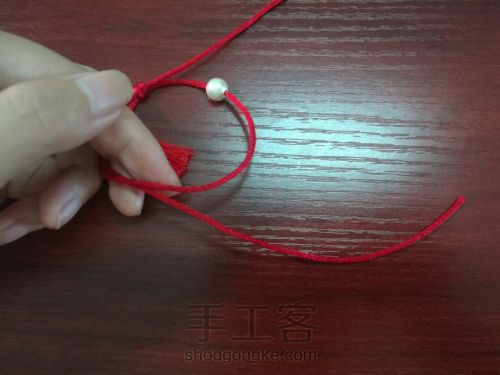 超简单的红色手绳 第9步