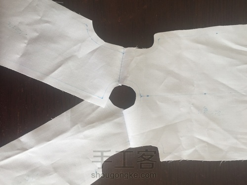 清新无袖连衣裙 第5步