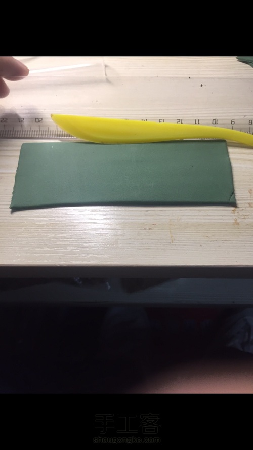 论如何自制一个猫咪手机架 第3步