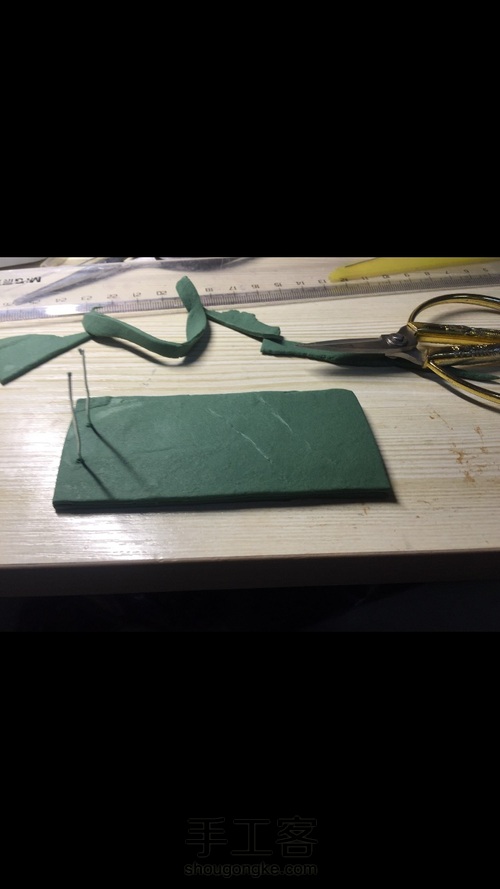 论如何自制一个猫咪手机架 第7步