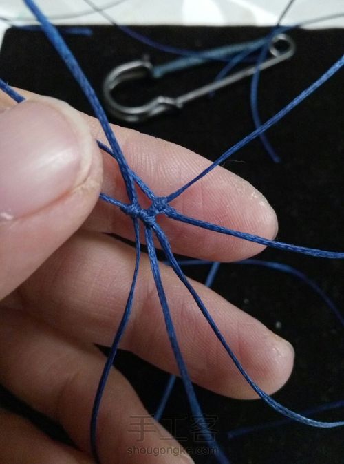 古典胸针 第3步