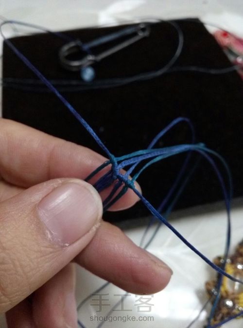 古典胸针 第4步