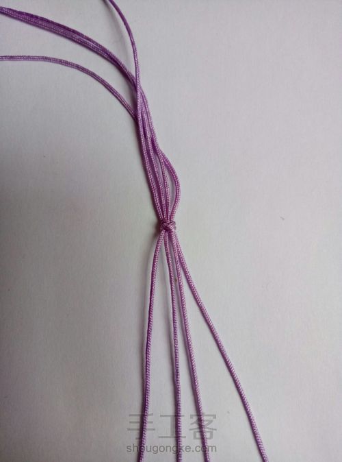 简单编织手绳 第1步