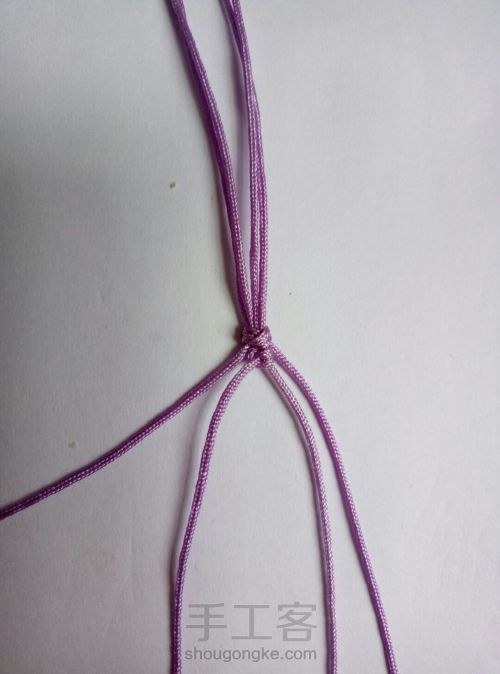 简单编织手绳 第2步