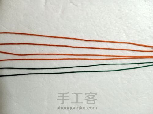 斜卷结手链（Q） 第1步