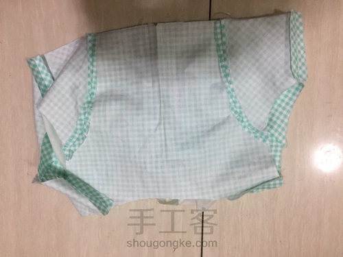 宝宝上衣 第2步