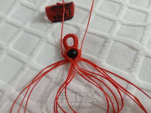 【结珩】男女通用款手绳 红色本命年手绳手工编绳教程 情侣款 第12步