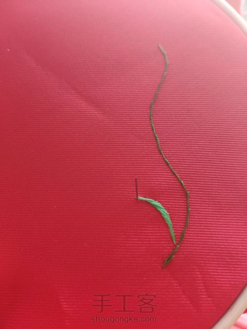 蜀绣-基础 平针叶子 第4步