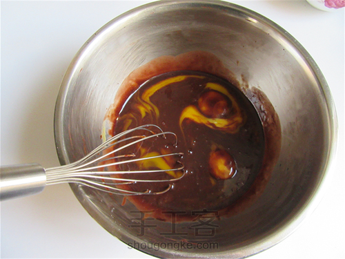 圣诞驯鹿蛋糕 第3步