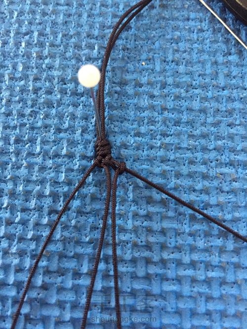 结绳珠饰 转运时尚手链 第7步