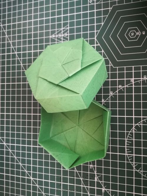 六边折纸盒 第30步