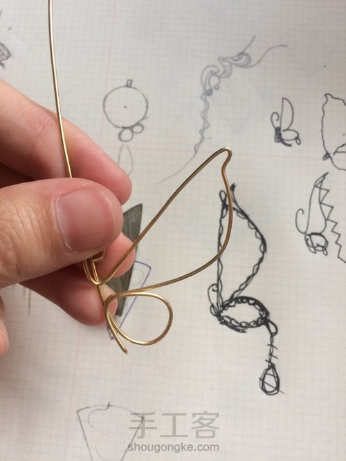 美美哒蝴蝶胸针 第2步