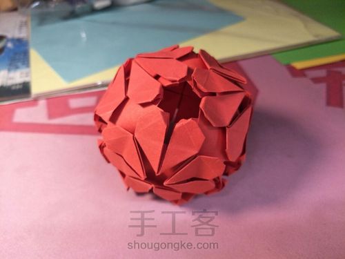 简单的爱心花球 第24步