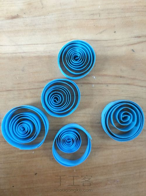 衍纸花篮 第4步