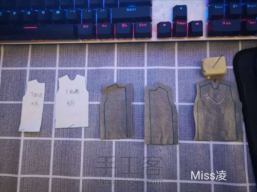 ob11娃衣_t恤裙 第1步