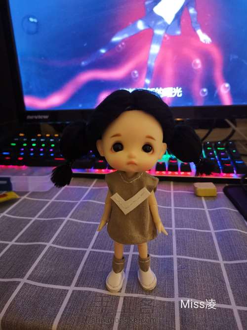 ob11娃衣_t恤裙 第2步