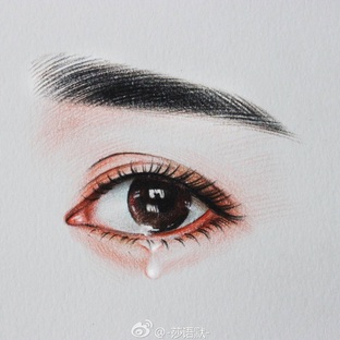 彩铅手绘眼睛过程图