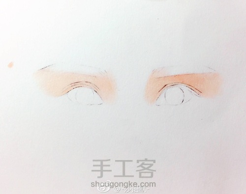 彩铅手绘眼睛👀教程 第2步