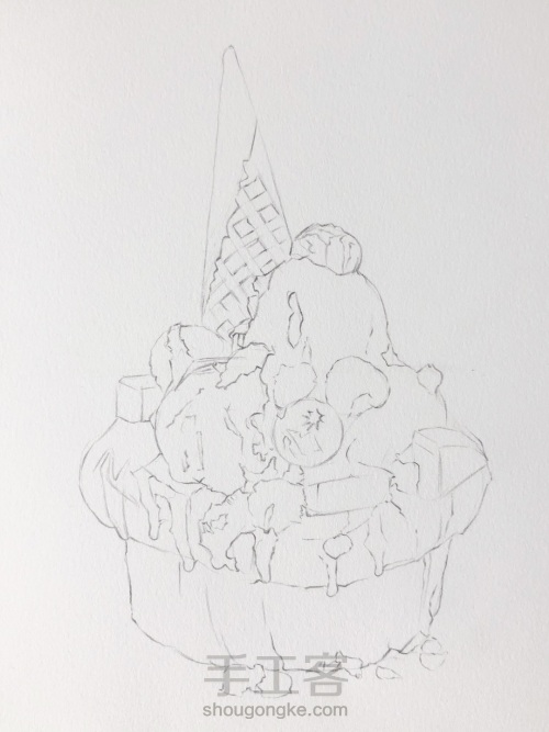 彩铅手绘冰淇淋蛋糕 第1步