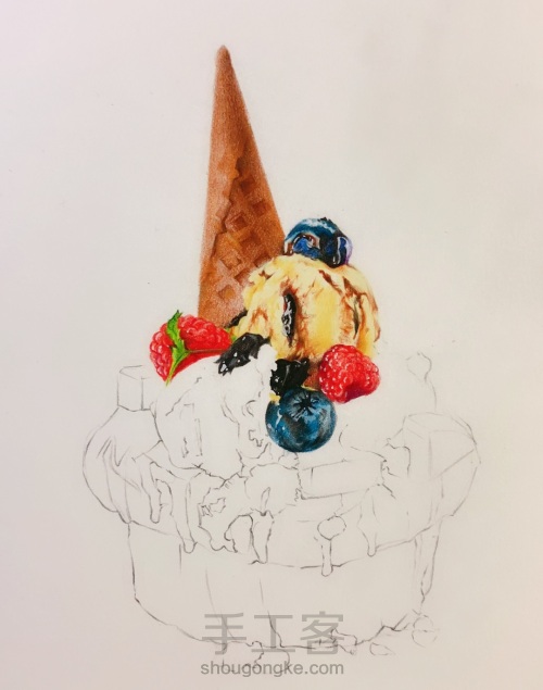 彩铅手绘冰淇淋蛋糕 第4步