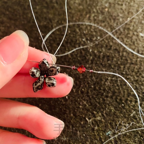  💠「108°」 💠 串珠耳环 第4步