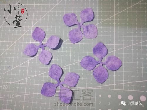 仿真纸艺绣球花教程,手把手教你做,可别说你不会哦。 第13步