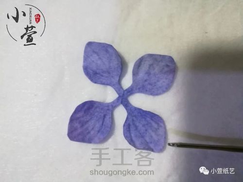 仿真纸艺绣球花教程,手把手教你做,可别说你不会哦。 第14步