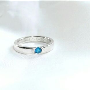 银粘土镶嵌宝石戒指