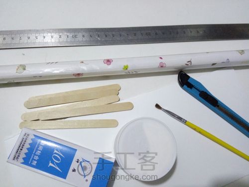 娃用小书桌 第1步