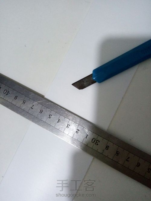 娃用小书桌 第4步