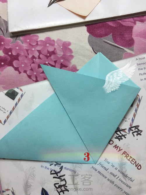 轴对称图形剪纸 第3步