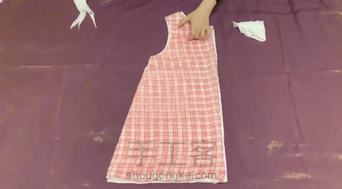 可爱背心裙制作 第4步