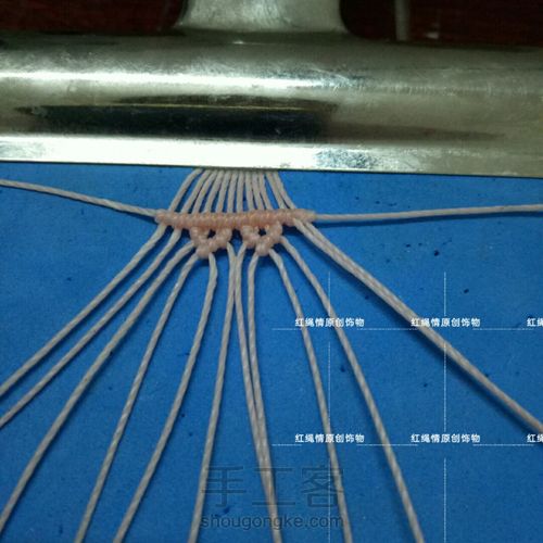 创意玉米手绳 第10步