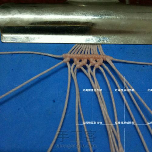 创意玉米手绳 第12步