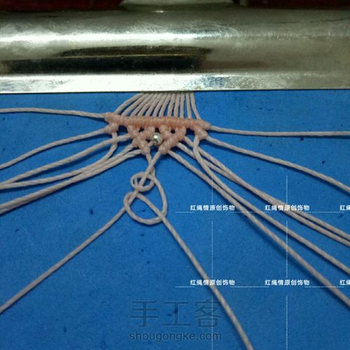 创意玉米手绳 第21步