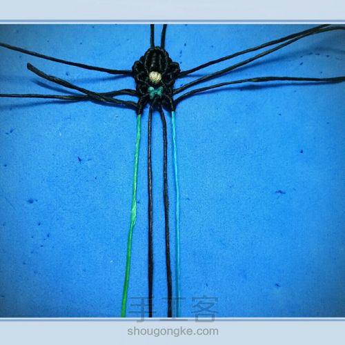 百搭吊坠花头 第24步