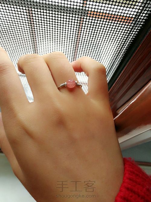 简约红纹石戒指,百搭 第1步