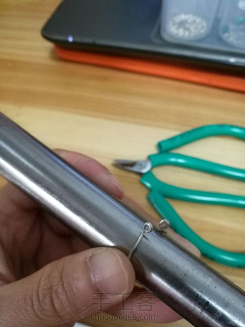 简约红纹石戒指,百搭 第5步