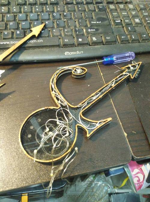 发光吉他灯制作教程 第6步