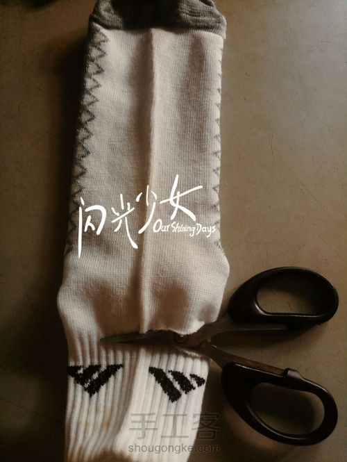 用袜子做龙猫 第1步